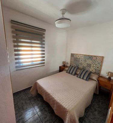 Agua Amarga Apartment | Apartamento Mari
