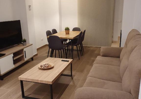 Ardales Apartment | Apartamento Trinidad Grund