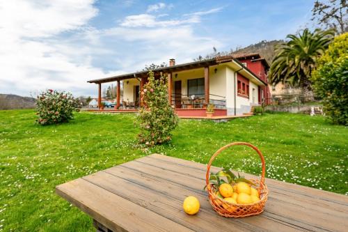 San Juan de Parres House | Apartamentos Les Cuartes