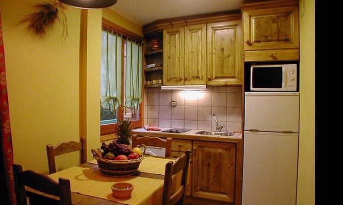 Biescas Apartment | Apartamentos Los Pirineos - Atencion personal