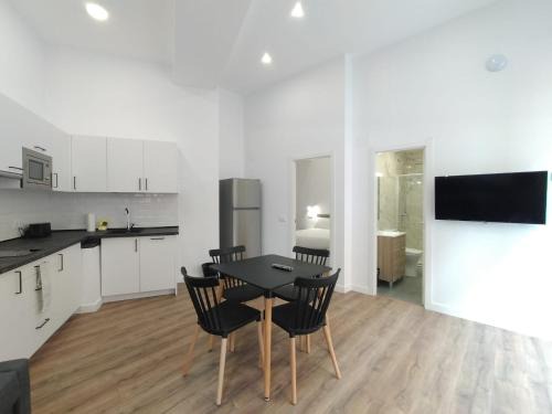 Oeste Apartment | Apartamentos Vacceas by gaiarooms