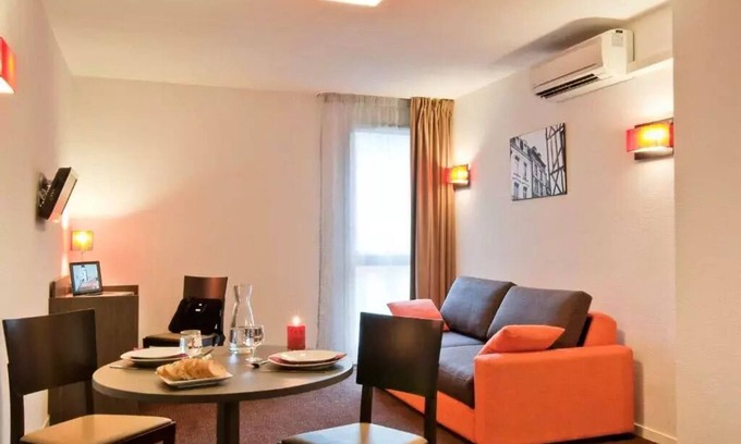 Poitiers Apartment | Aparthotel Adagio Access Poitiers* - 2 Rooms 4 People