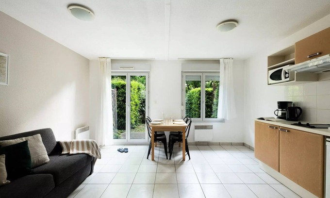 Lissieu Apartment | Aparthotel Garden & City Lyon - Lissieu 3* - 2 rooms 2 people