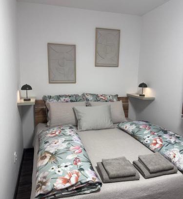 Humpolec Apartment | Apartmán Leona