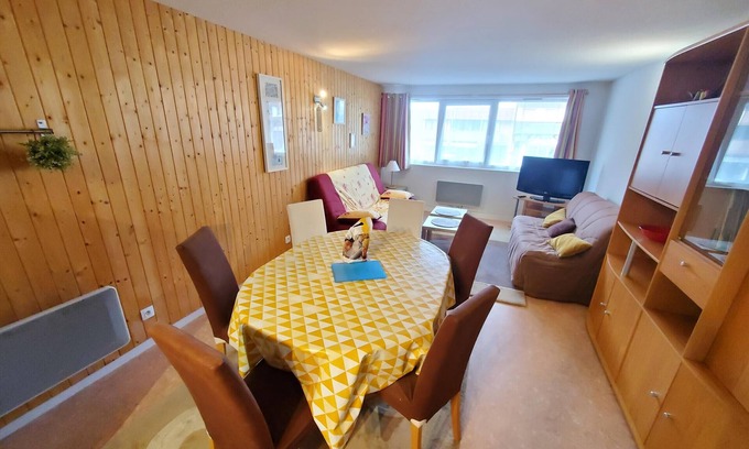 Besse-et-Saint-Anastaise Apartment | Apartment resort center and foot of slopes 3 PAV