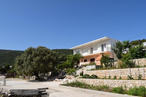 Putnikovic House | Apartmani Josip