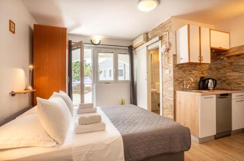 Karlobag Apartment | Apartmani Luky