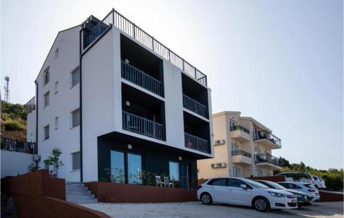 Komarna Apartment | Apartmani Ora