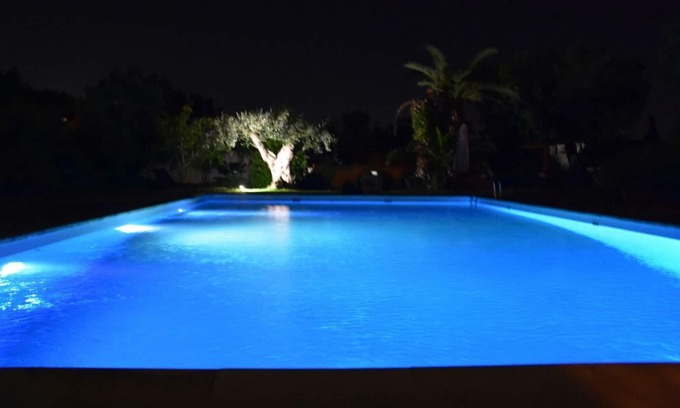 Monteroni di Lecce Villa | Apartmant placed in the green with swimming-pool