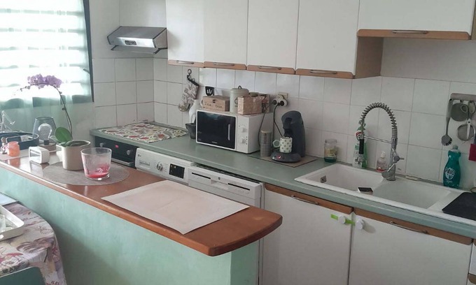 L'Etang-Sale Apartment | APARTMENT 10 MINUTES FROM THE BEACH
