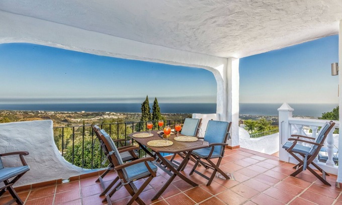 Marbella Apartment | Apartment '103-Penthouse' with Sea View, Wi-Fi and Air Conditioning
