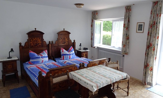 Gollenshausen a.Chiemsee Apartment | Apartment 1a, terrace - south side, 47 sqm