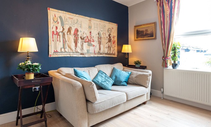 Harrogate Apartment | Apartment 2: 2 Bedrooms & Sofa bed sleeps 6