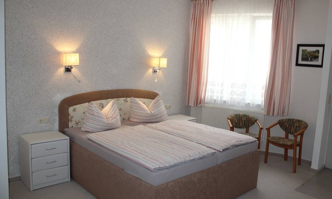 Guestrow Apartment | Apartment 2 - City-Apartment royshell
