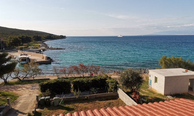 Susica Apartment | Apartment 2 near the sea