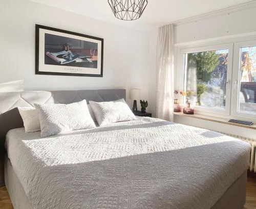 Goeppingen Apartment | Apartment ANi, E-Parkplatz Göppingen 2Zi, 60qm zentrale Wohnung, Zweifamilienhaus, Terrasse, Garten, ruhig, direkt an Fahrradstraße, nahe EWS Arena