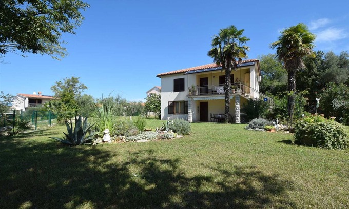 Njivice Apartment | Apartment Anica for 6 people