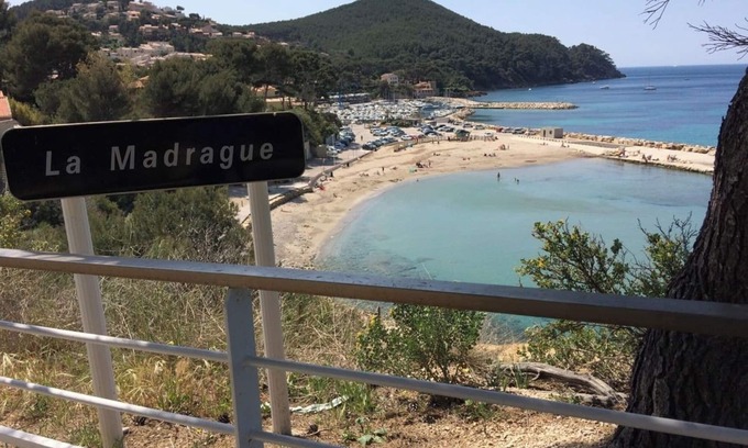 La Madrague Apartment | Apartment 'Appartement Vue Mer À La Madrague' with Sea View, Private Terrace