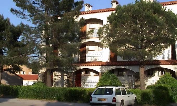Argeles Plage Apartment | Apartment 'Argelès Plage' with Mountain View and Balcony
