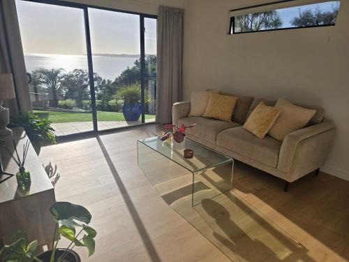 Red Beach Apartment | Apartment at the Beach