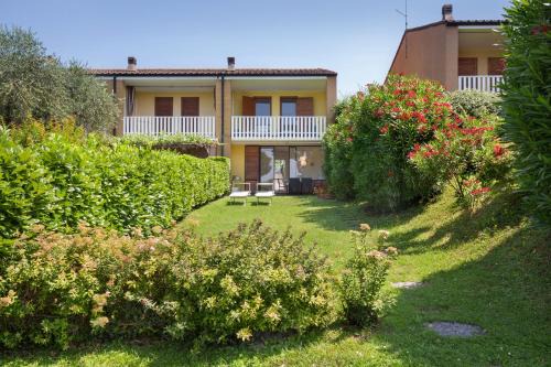 Cisano Apartment | Apartment Babila Home