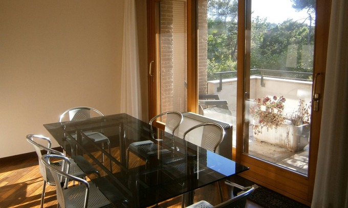Senigallia Apartment | Apartment + bicici in Villino with wide park view at 1300 meters from the sea