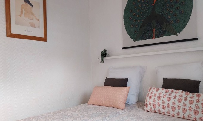 Cazaubon Apartment | Apartment 'Bihotze27' with Balcony
