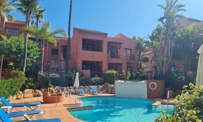 Nikki Beach Apartment | Apartment "Boutique Penthouse Elviria Beachside" with Pool, 2 Terraces & Wi-Fi