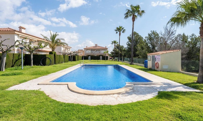 Miami Platja Apartment | Apartment 'Brisa I' with Mountain View, Wi-Fi and Air Conditioning