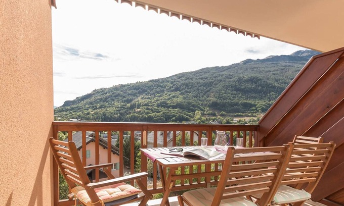 Forville Apartment | Apartment Briançon, 2 bedrooms, 4 persons