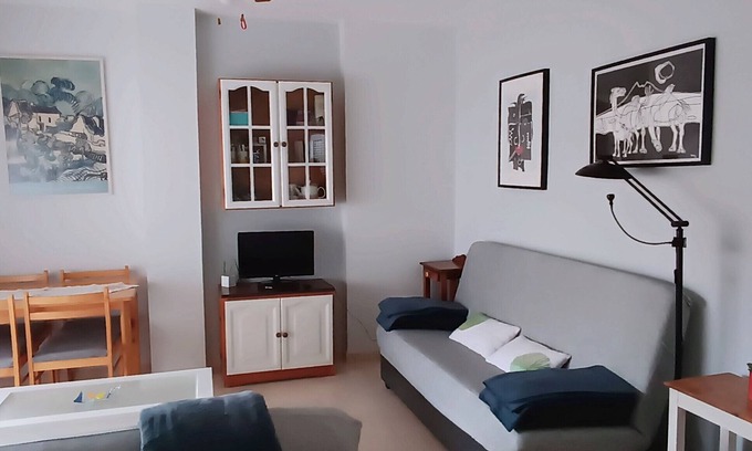 Calahonda Apartment | Apartment 'Brisa y Mar' with Shared Pool, Private Terrace and Wi-Fi