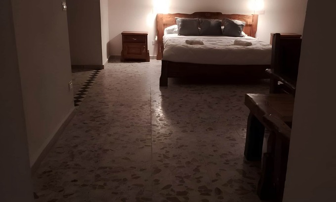 Venticano Apartment | Apartment 'Casa Delle Foglie - Uva' with Shared Pool, Wi-Fi and Air Conditioning