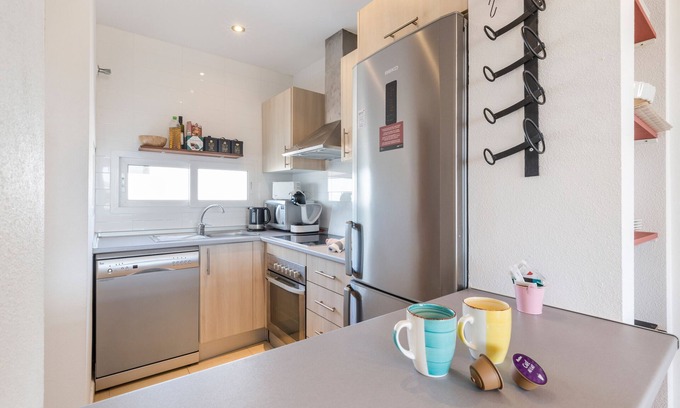 Alhama de Murcia Apartment | Apartment 'CasaDeLuxe Condado' with Mountain View, Shared Pool and Wi-Fi