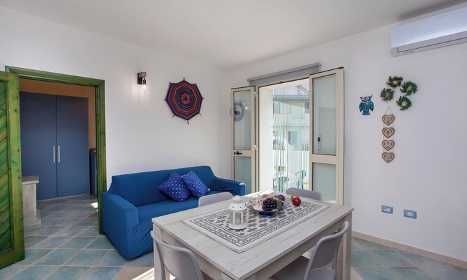 Orosei Apartment | Apartment Casa Francesco near the beach with terraces and garden