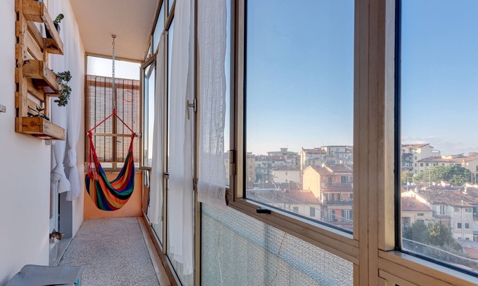 Isolotto Apartment | Apartment 'Casa Rosanna' with Private Terrace and Wi-Fi