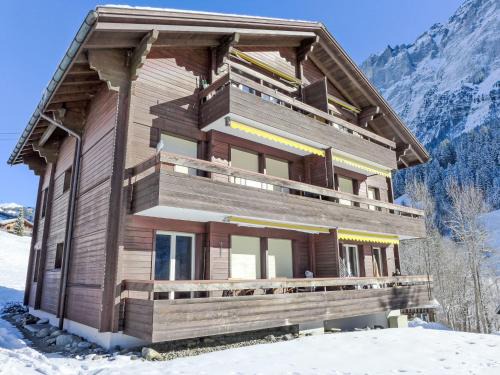 Grindelwald Apartment | Apartment Chalet Mettli-2 by Interhome
