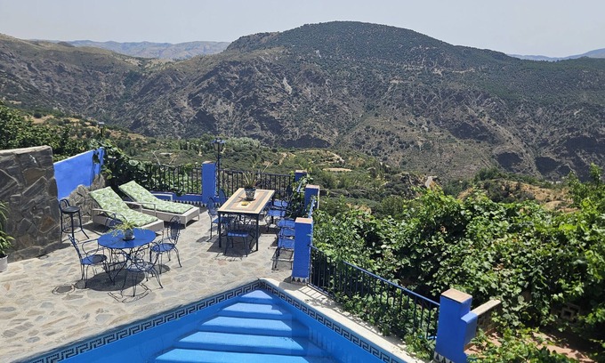 Pitres Apartment | Apartment 'Chaparra Pitres Apart Fondales' with Mountain Views, Shared Pool and Wi-Fi