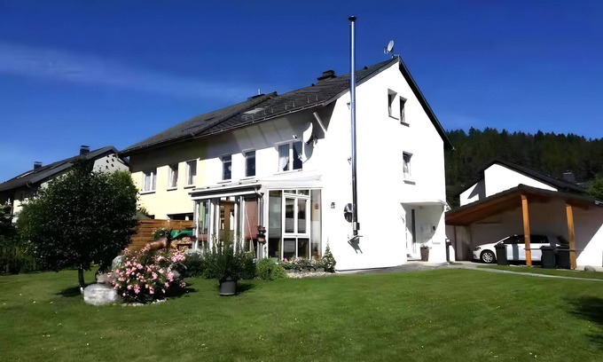 Titisee-Neustadt Apartment | Apartment 'Cheny 2' with Mountain View, Private Garden and Wi-Fi