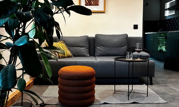 Bissingen an der Teck Apartment | Apartment 'Wanderer Lodge Am Breitenstein' with Private Garden and Wi-Fi