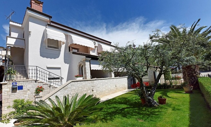 Brulo Apartment | Apartment Dora with Terrace