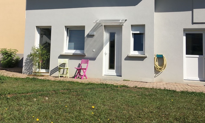 Rixheim Apartment | Apartment-Ensuite with Shower