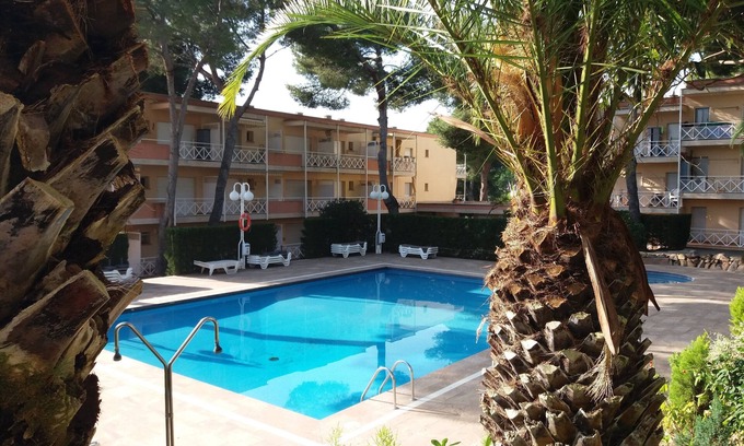 Platja d'Aro Apartment | APARTMENT WITH TERRACE-SOLARIUM. AND POOL.NEXT TO CALA PI AND OTHER BEACHES.