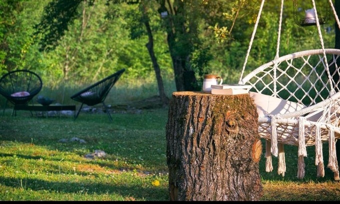 Dreznik Grad Apartment | Apartment Escape smjesten je 10km od Nacionalnog parka Plitvicka jezera, u malom