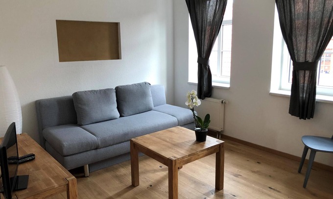 Erfurt Old Town Apartment | Apartment-Family-Private Bathroom-W2