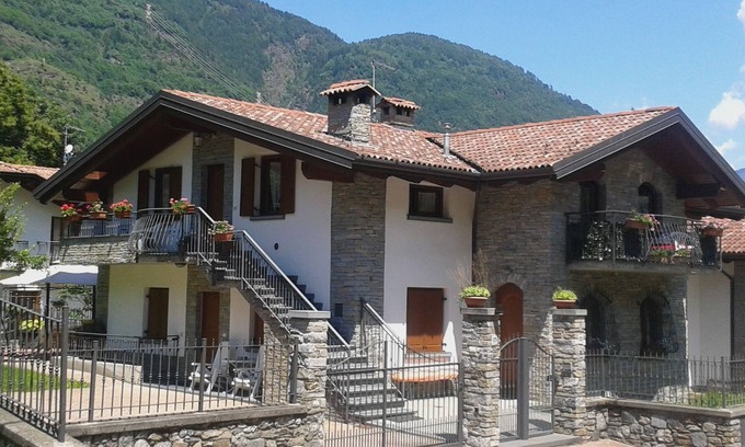 Corteno Golgi Villa | Apartment/flat - Santicolo di Corteno GolgiHouse with garden