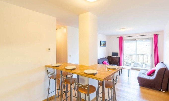 Peyragudes Apartment | Apartment for 6 in Peyragudes with Parking and Ski Locker