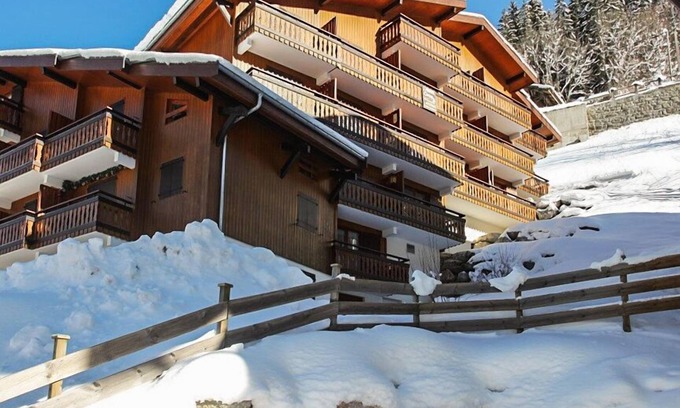 Morzine Apartment | Apartment for 6 in residence in Morzine, ski at the foot of the Nyon cable car