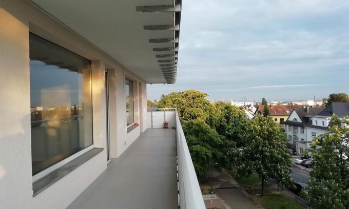 Oberursel Apartment | Apartment Frankfurt City View - Oberursel