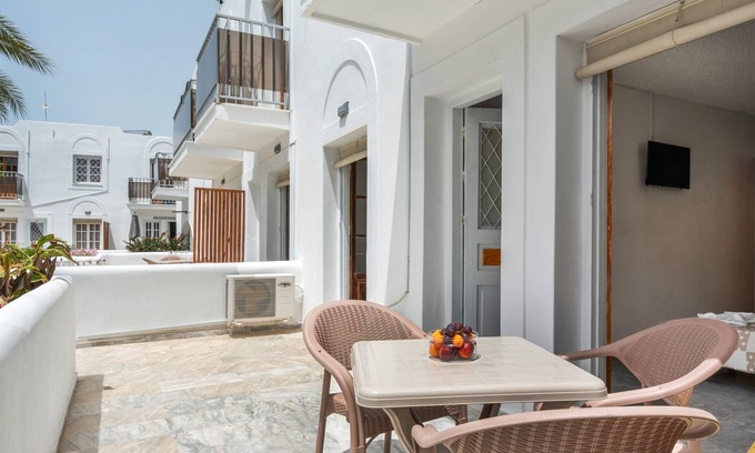 Kalymnos Town Apartment | Apartment 'Garden View No 1' with Mountain View, Wi-Fi and Air Conditioning