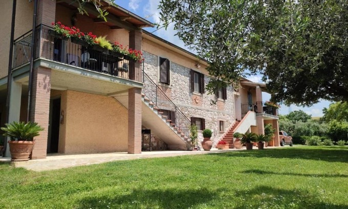 Grosseto Apartment | Apartment Glicine, Agriturismo San Giorgino